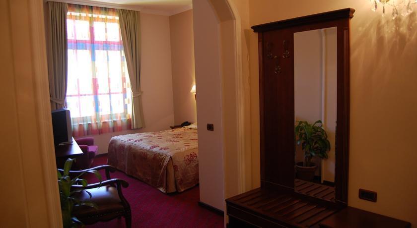 Hotel Millenium Битола Экстерьер фото