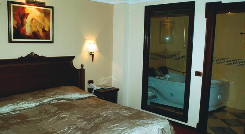 Hotel Millenium Битола Экстерьер фото