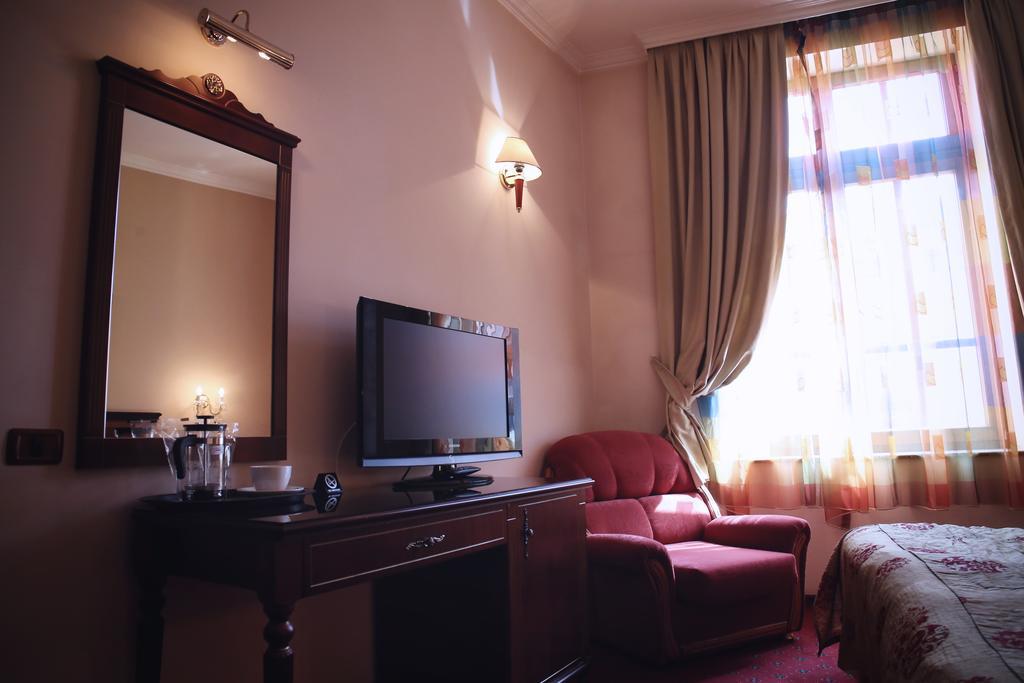 Hotel Millenium Битола Экстерьер фото